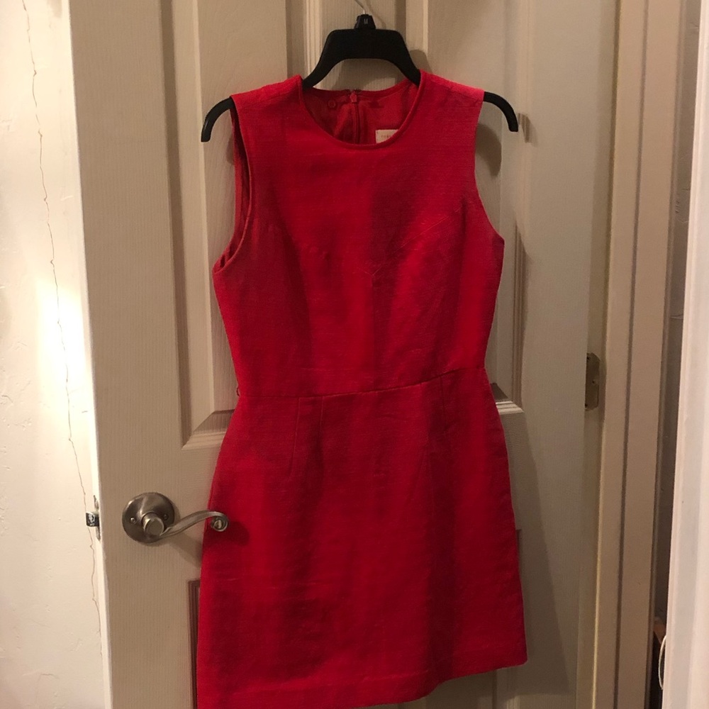 Sweet red Tory Burch dress in size 4. 🤩
